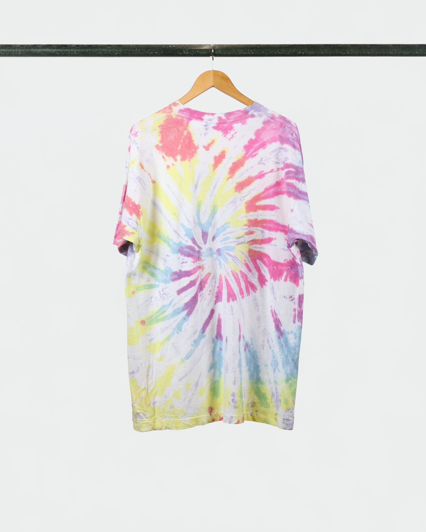 90s Trippy Winnie-the-Pooh