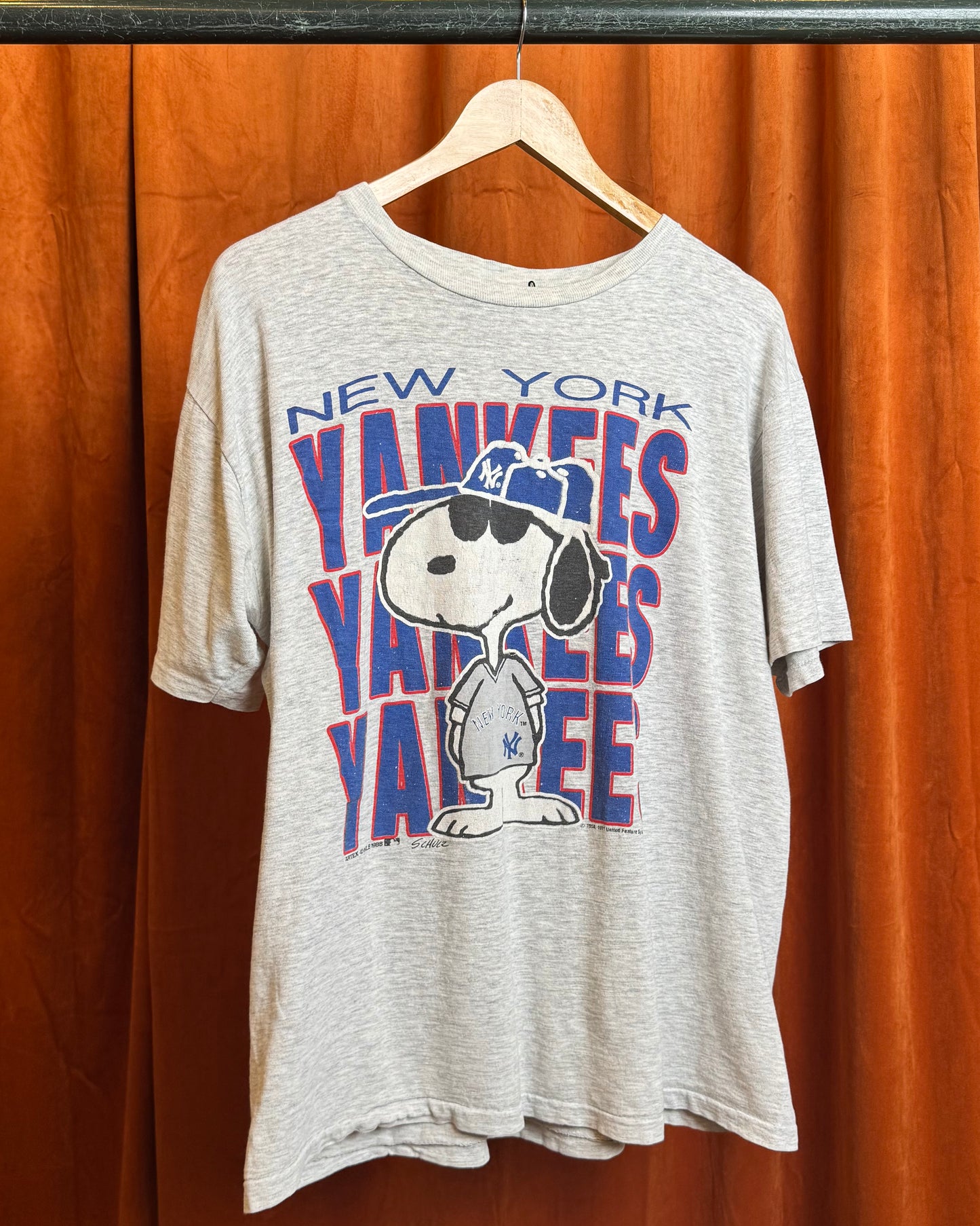 1988 Yankees Snoopy Tee