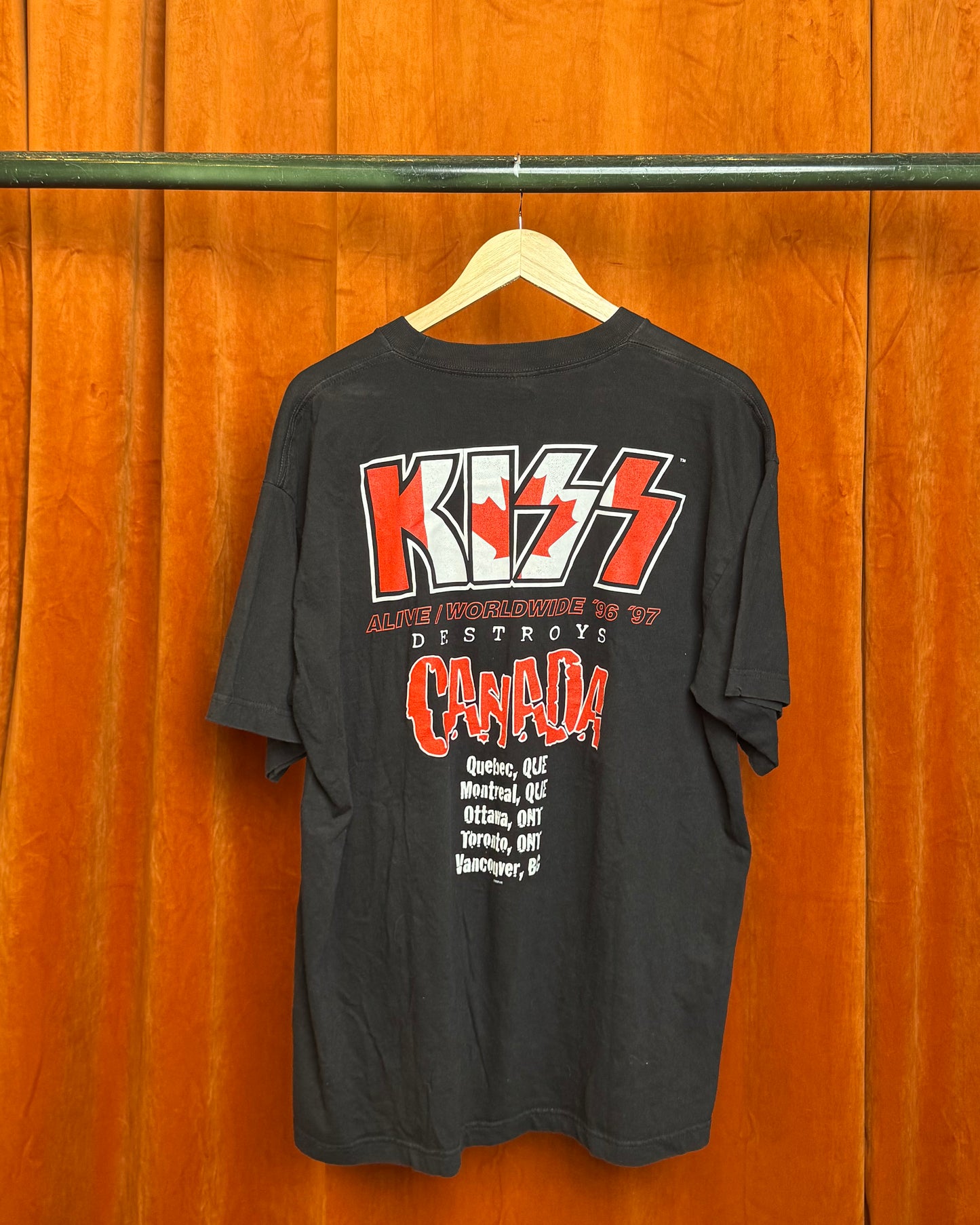 1997 Kiss 'Destroys Canada' Tour