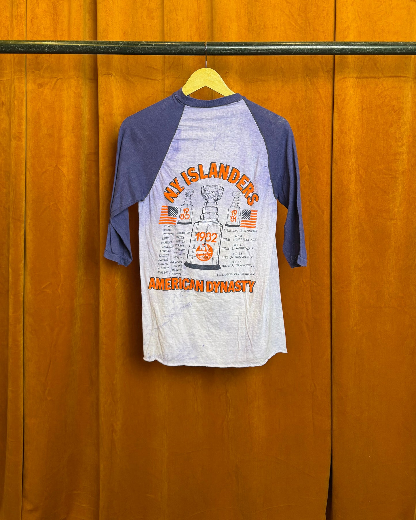1982 NY Islanders 3 Peat Raglan