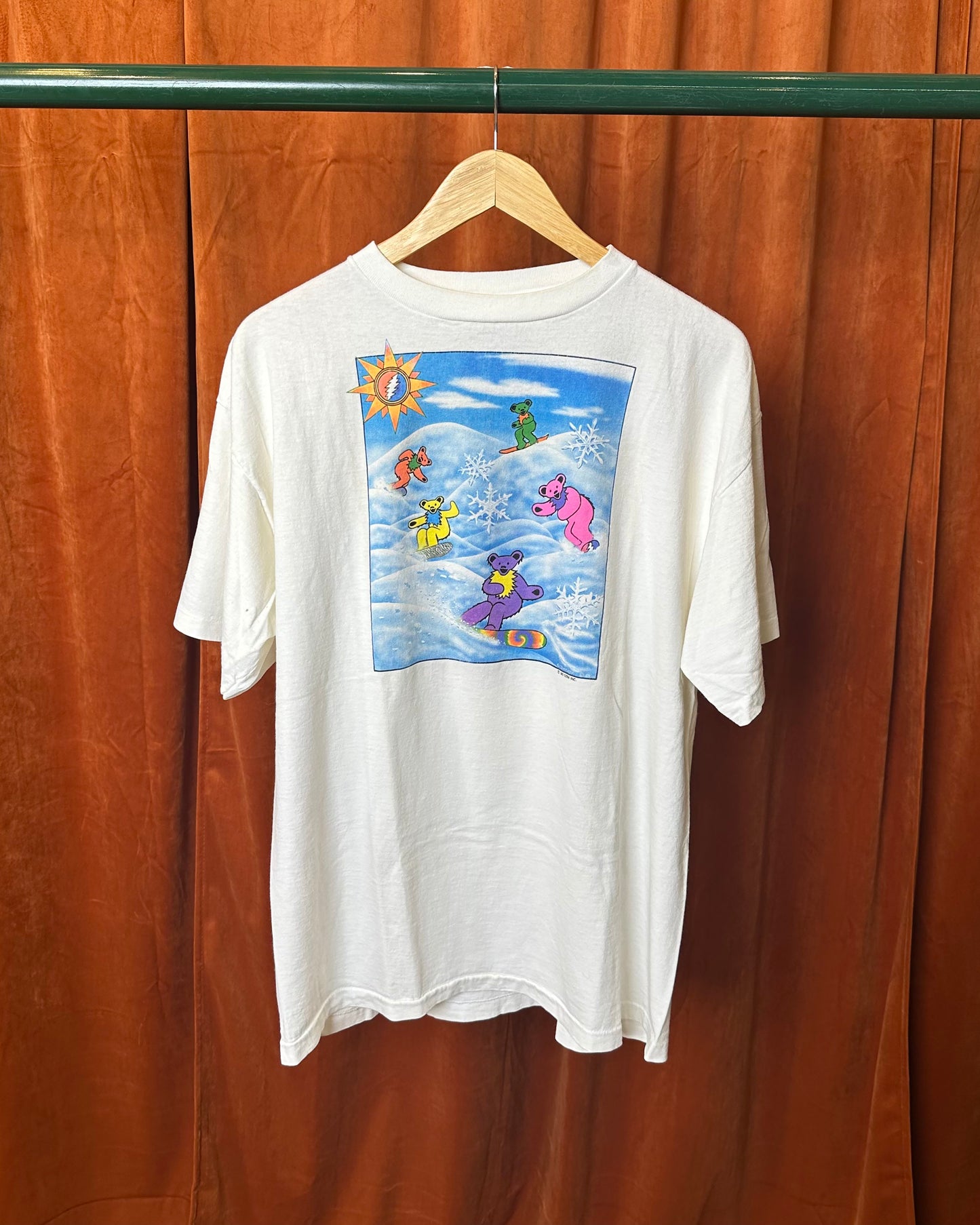 1990 Grateful Dead Skiing Bears