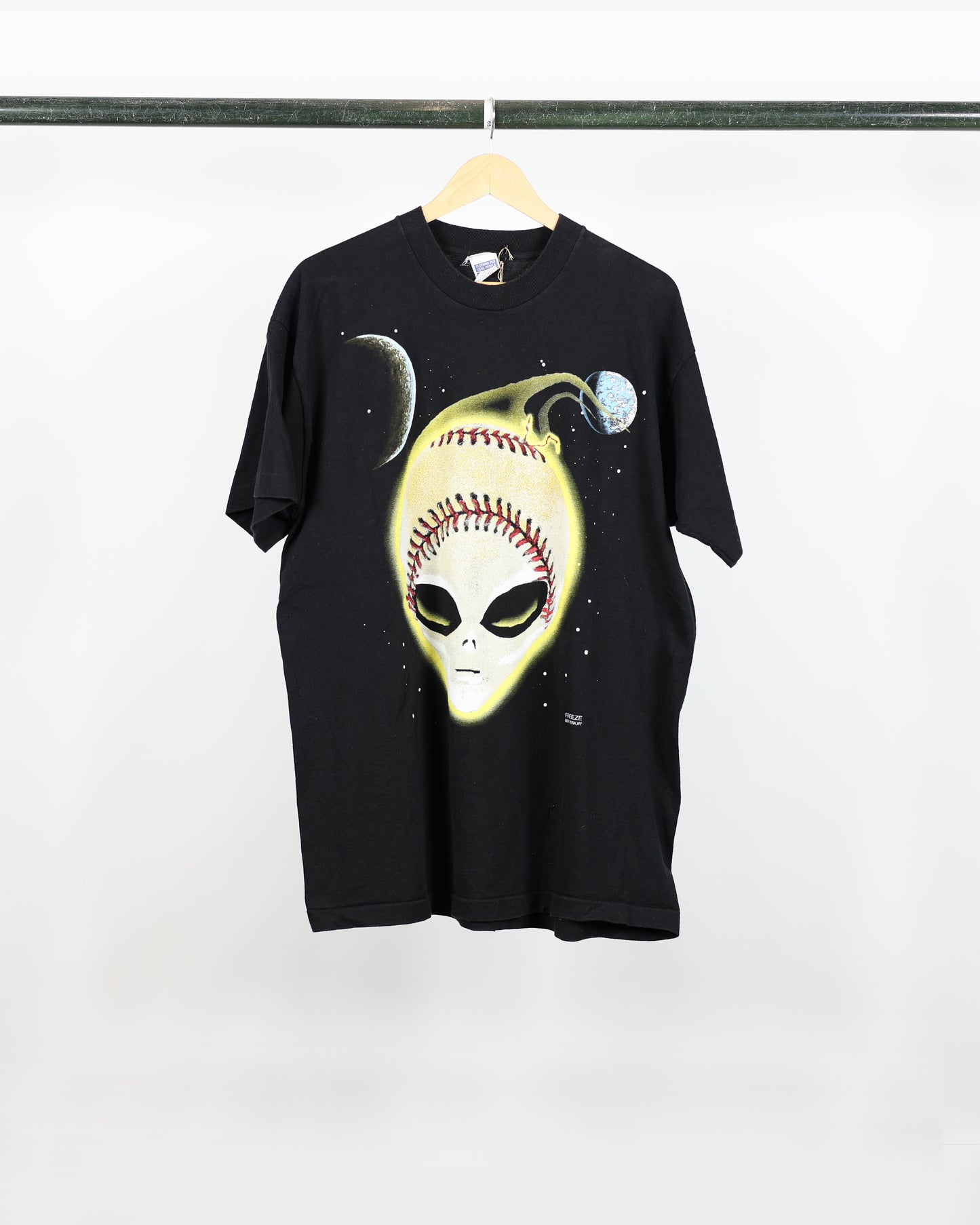 90s Alien Baseball
