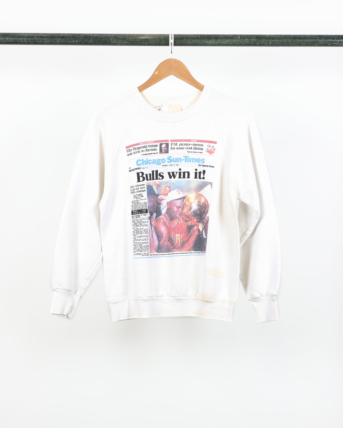 1991 Chicago Bulls 'Win It!' Crewneck