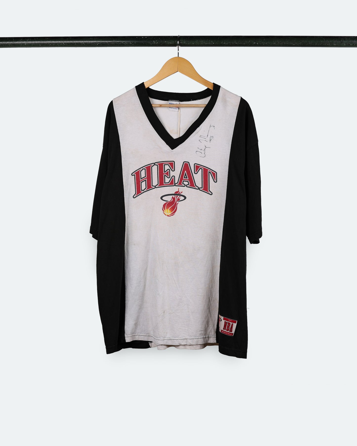 Vintage Miami Heat *True Fan *A. Mourning Signed #33