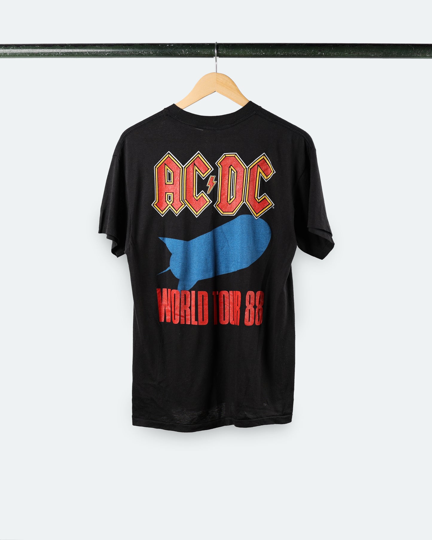 1988 AC/DC 'Blow Up Your Video'