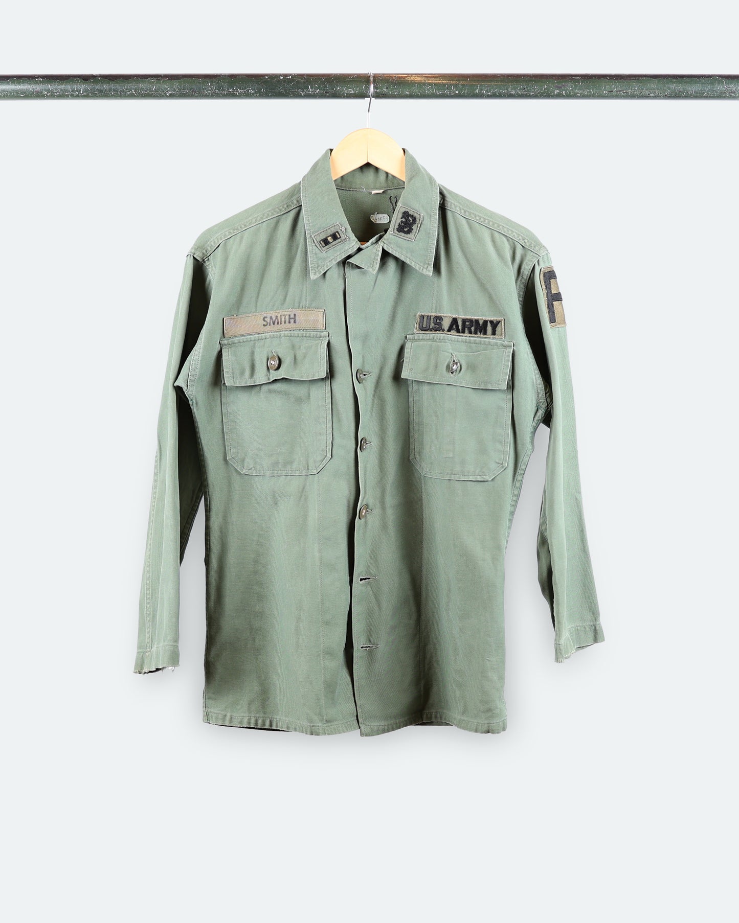 Vietnam Era U.S. Army Shirt *1st Patch