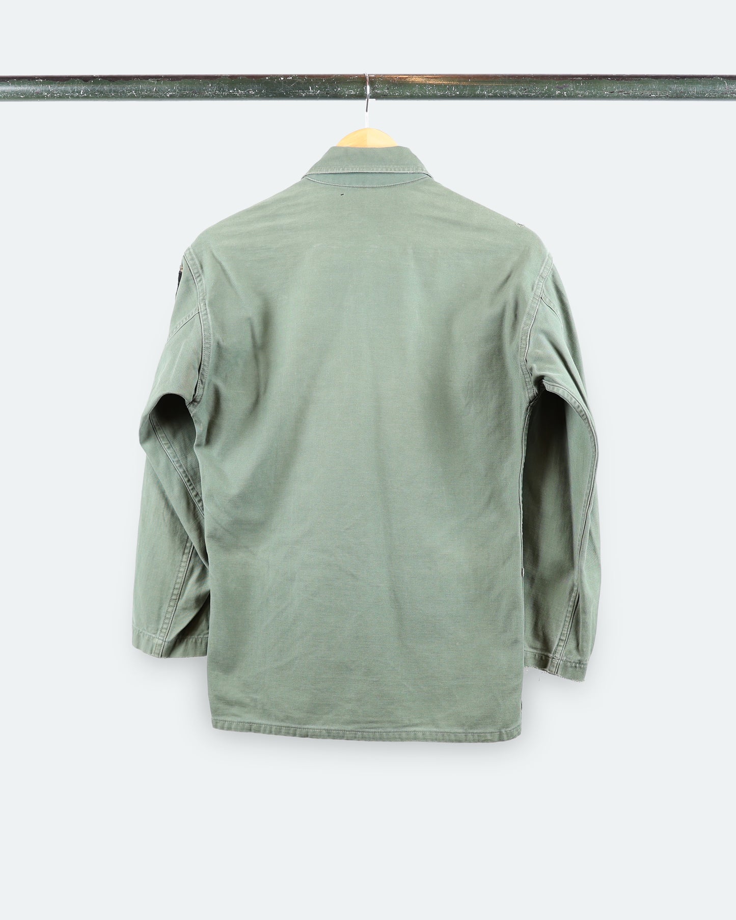Vietnam Era U.S. Army Shirt *1st Patch