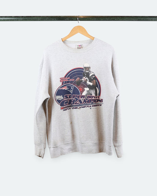 2002 Patriots/Tom Brady Crewneck