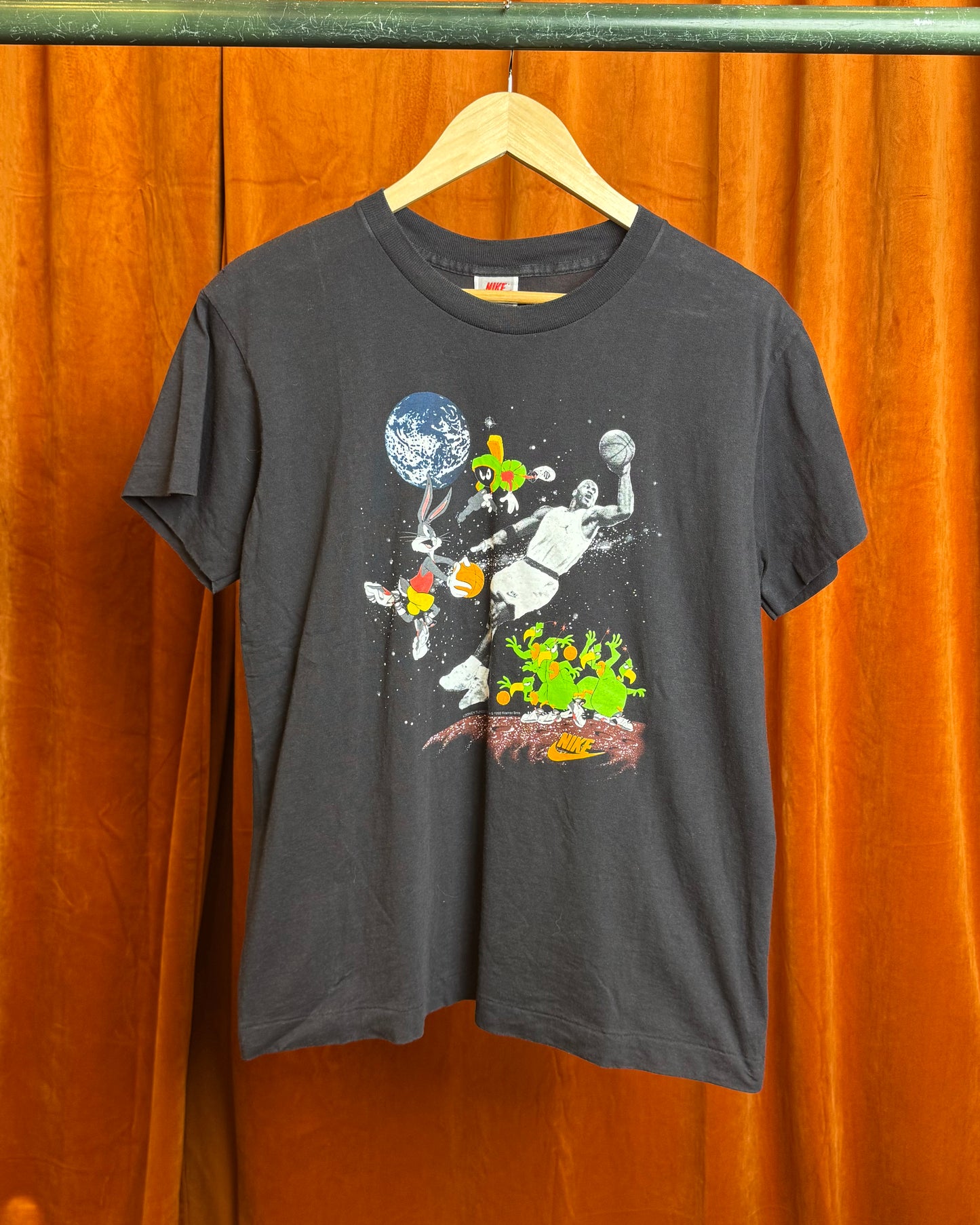 1993 Nike Jordan/Looney Tunes *Pre-Space Jam