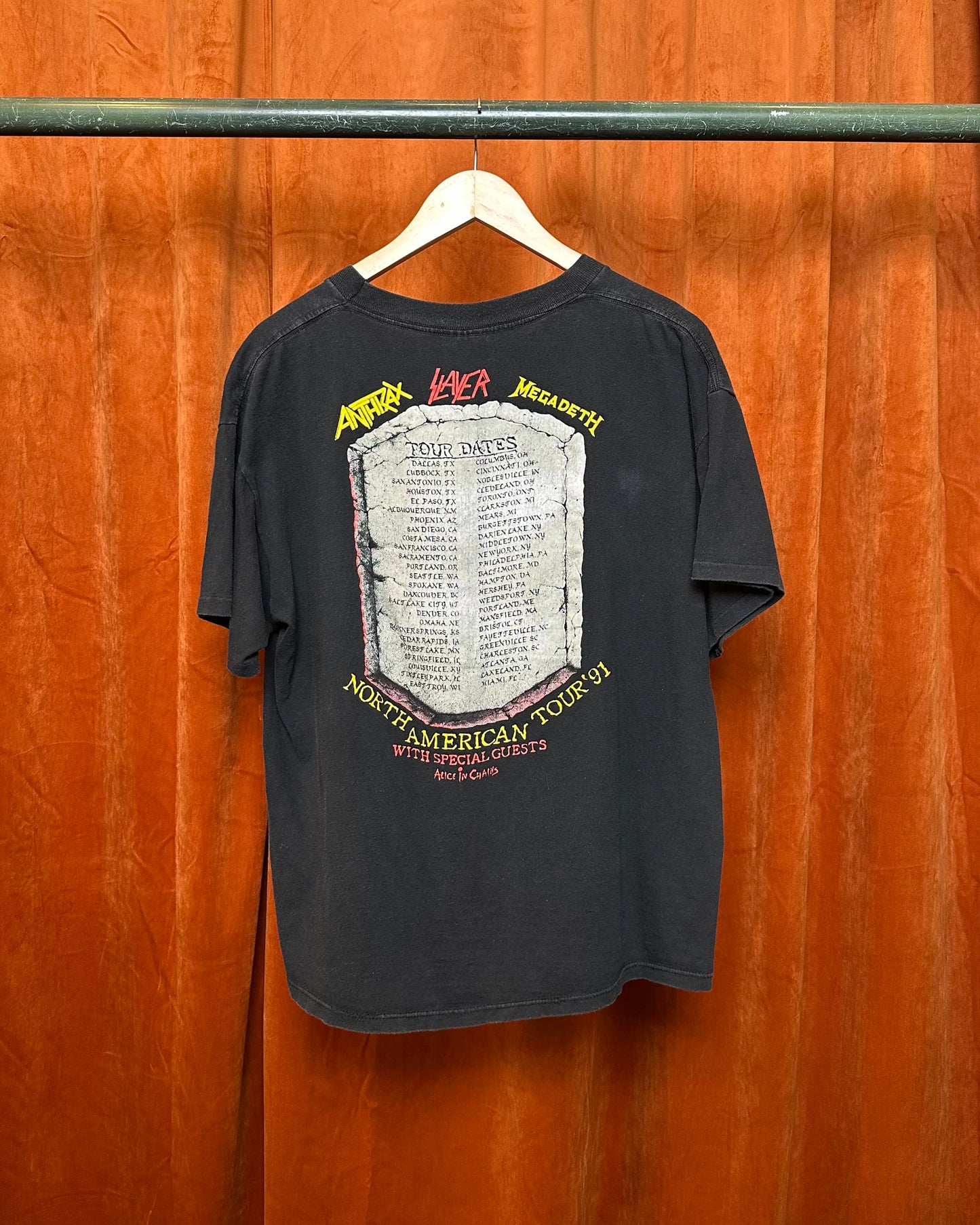 1991 Clash of the Titans Tour Tee