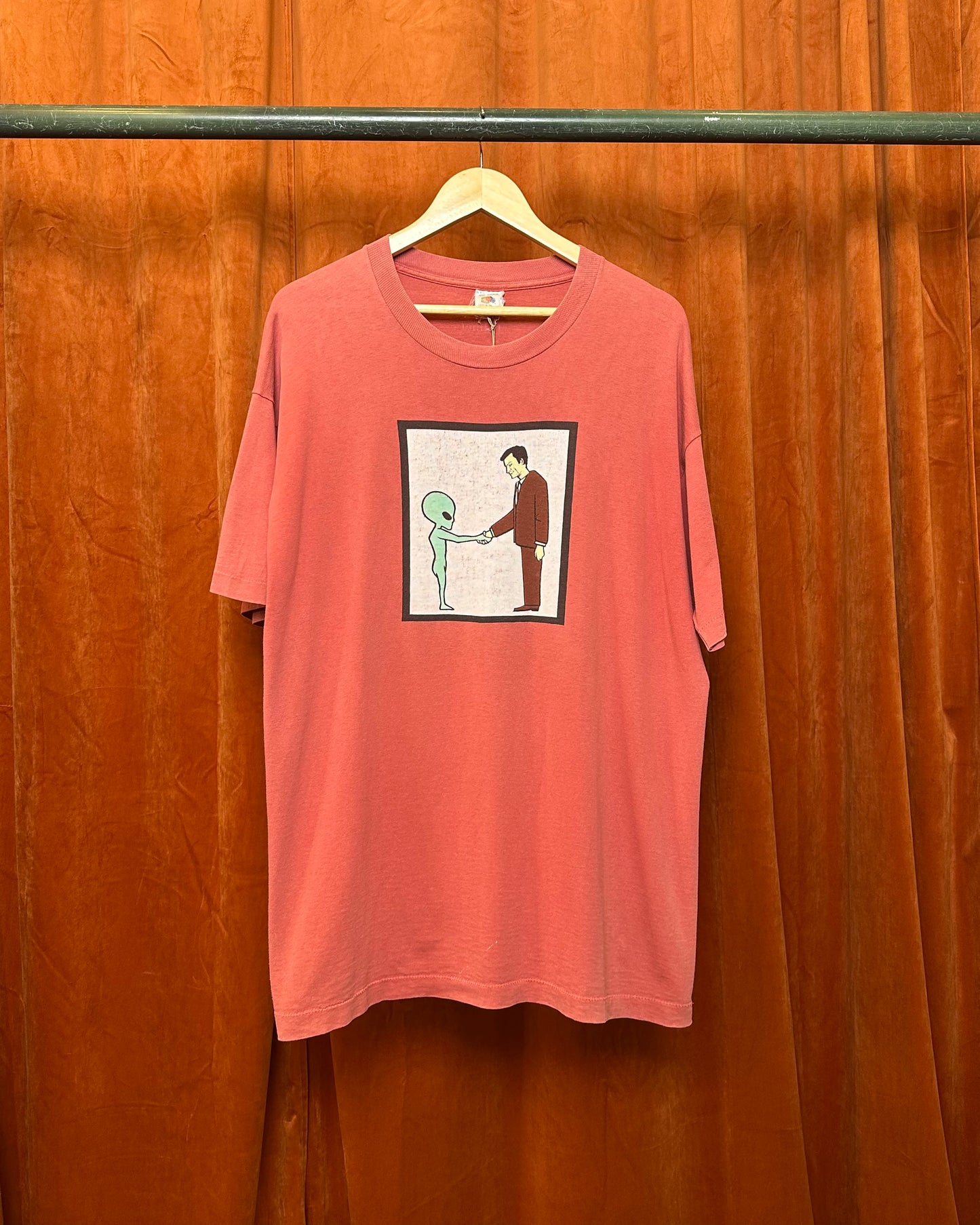 90s Helmet Alien Tee